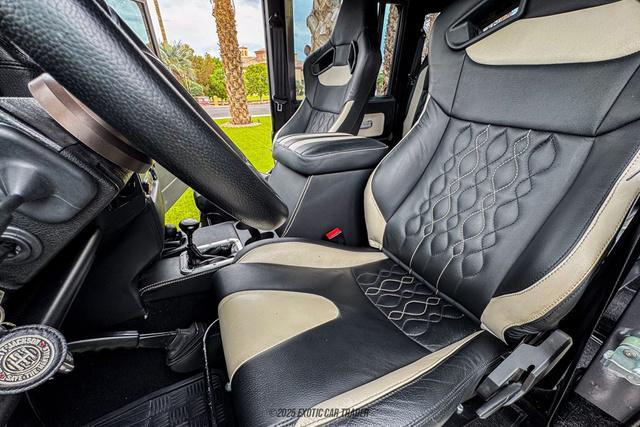 Photo of 1997 Grey Land Rover Defender
