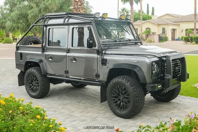 Photo of 1997 Grey Land Rover Defender