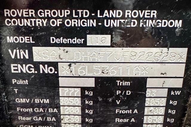 Photo of 1997 Grey Land Rover Defender