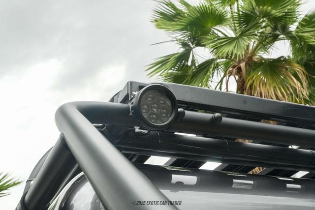 Photo of 1997 Grey Land Rover Defender