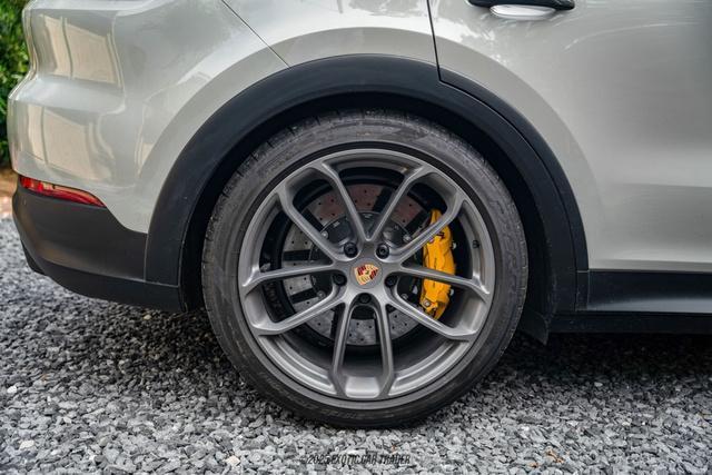 Photo of 2024 Chalk Porsche Cayenne