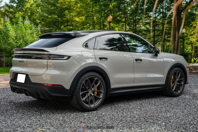 Photo of 2024 Chalk Porsche Cayenne