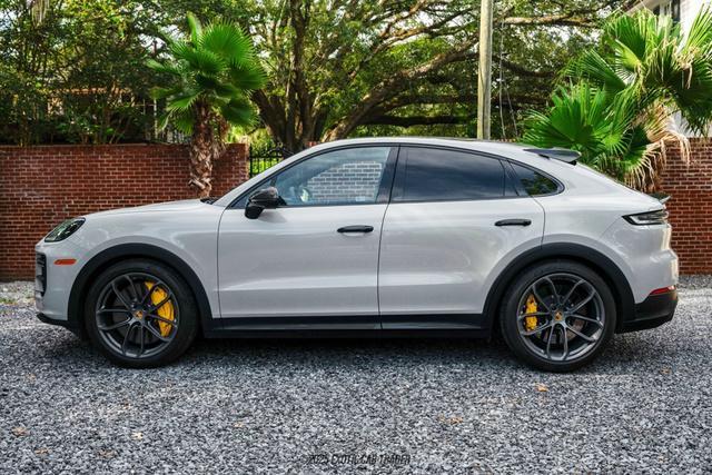 Photo of 2024 Chalk Porsche Cayenne