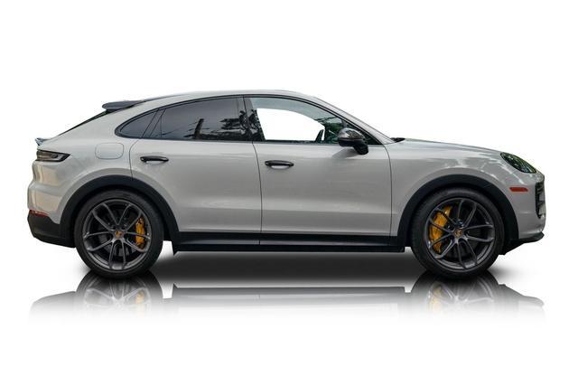 Photo of 2024 Chalk Porsche Cayenne