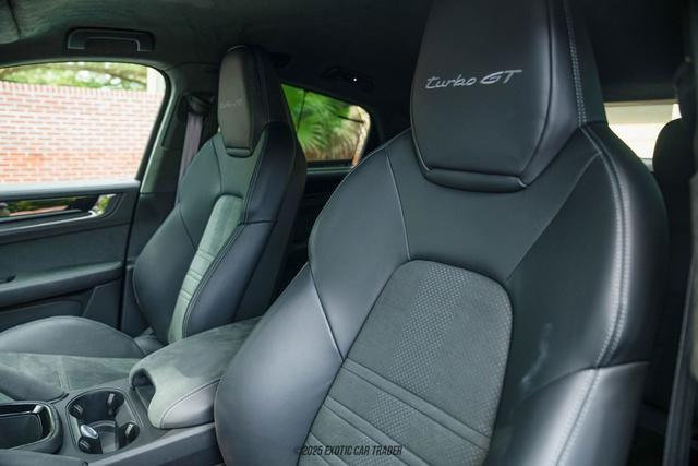 Photo of 2024 Chalk Porsche Cayenne