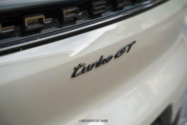 Photo of 2024 Chalk Porsche Cayenne