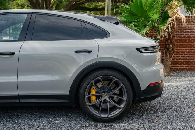 Photo of 2024 Chalk Porsche Cayenne