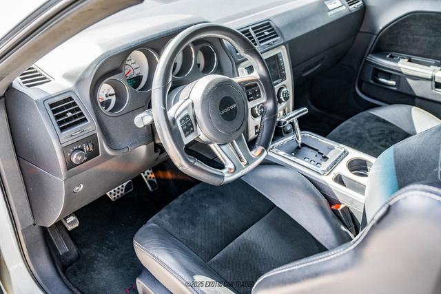 Photo of 2012 Bright White Clearcoat Dodge Challenger