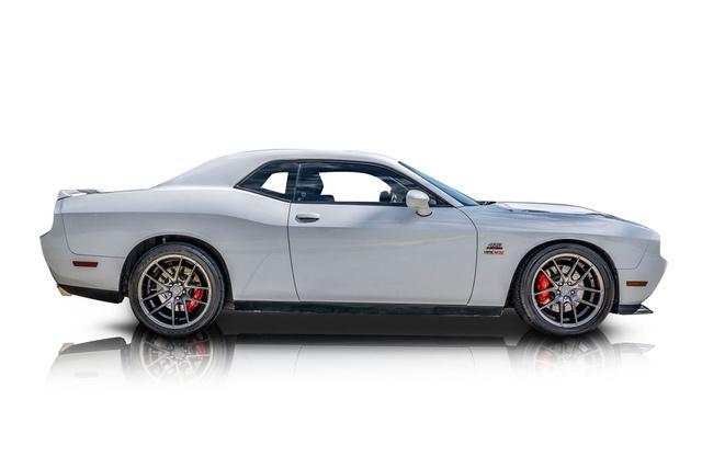 Photo of 2012 Bright White Clearcoat Dodge Challenger