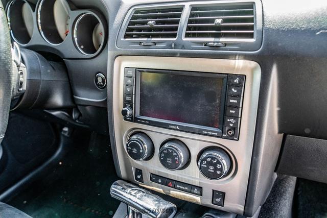 Photo of 2012 Bright White Clearcoat Dodge Challenger