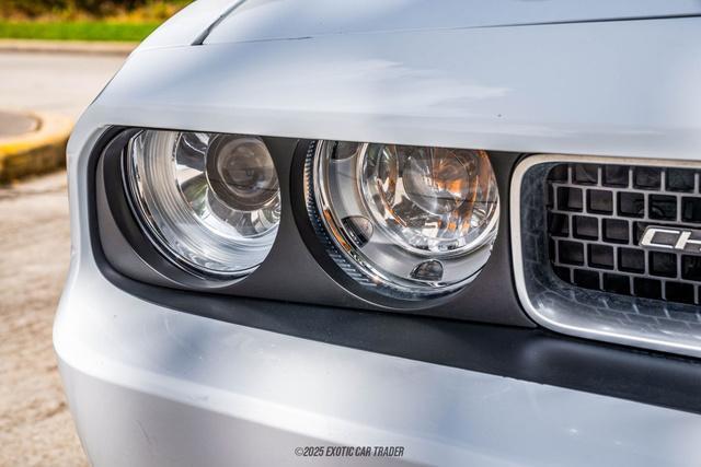 Photo of 2012 Bright White Clearcoat Dodge Challenger