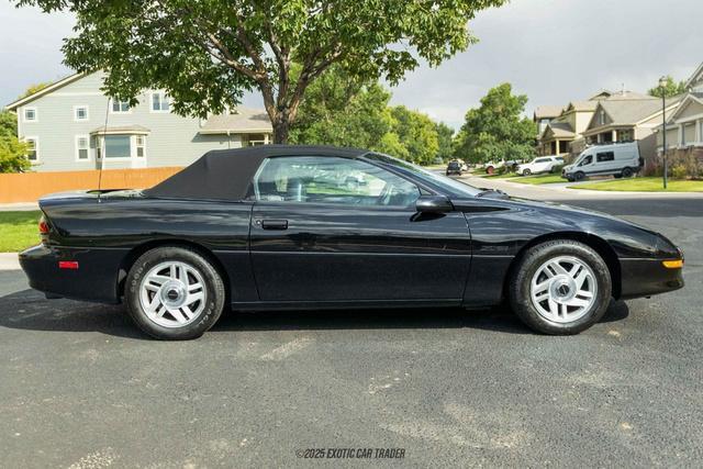 Photo of 1994 Black Chevrolet Camaro