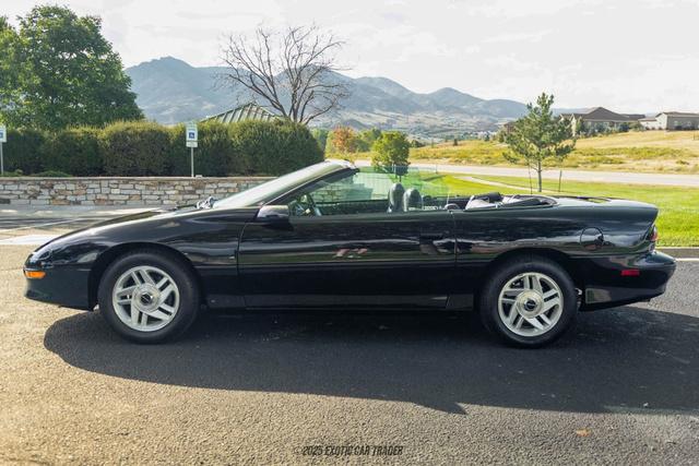 Photo of 1994 Black Chevrolet Camaro