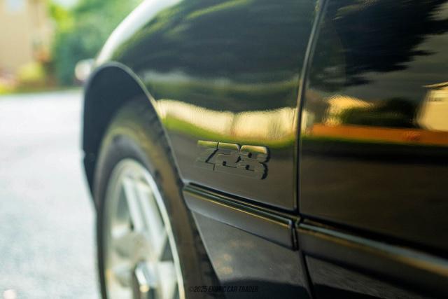 Photo of 1994 Black Chevrolet Camaro