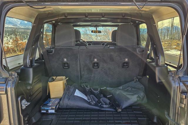 Photo of 2019 Granite Crystal Jeep Wrangler Unlimited