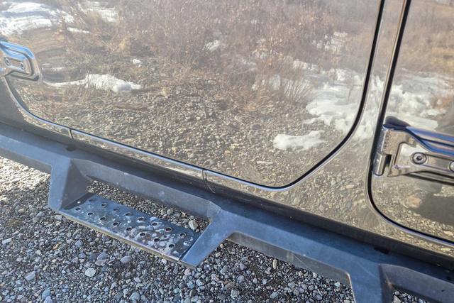 Photo of 2019 Granite Crystal Jeep Wrangler Unlimited