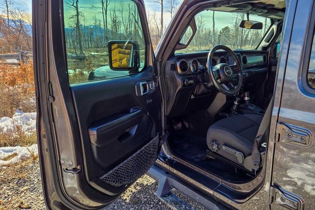 Photo of 2019 Granite Crystal Jeep Wrangler Unlimited