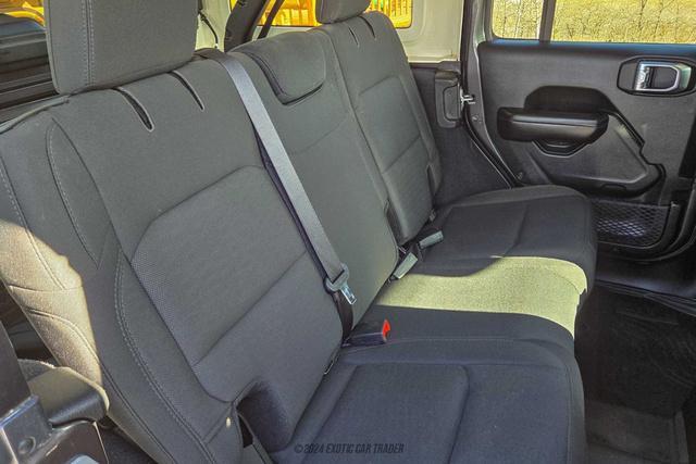 Photo of 2019 Granite Crystal Jeep Wrangler Unlimited