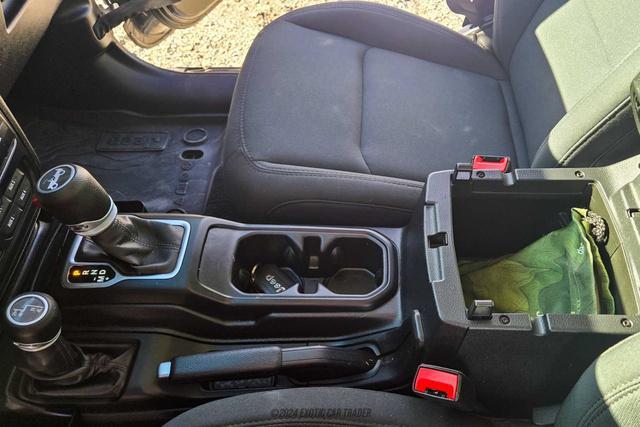 Photo of 2019 Granite Crystal Jeep Wrangler Unlimited