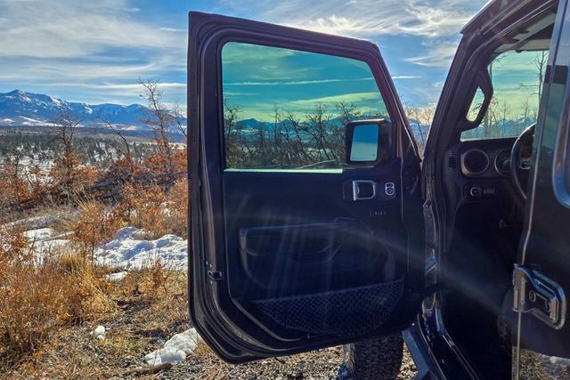 Photo of 2019 Granite Crystal Jeep Wrangler Unlimited