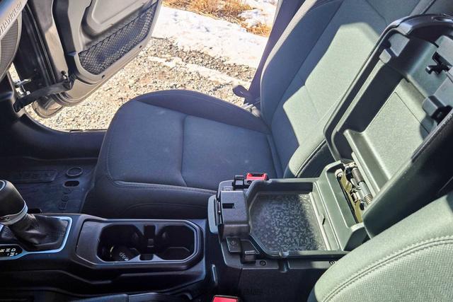 Photo of 2019 Granite Crystal Jeep Wrangler Unlimited