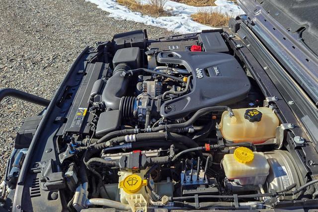 Photo of 2019 Granite Crystal Jeep Wrangler Unlimited