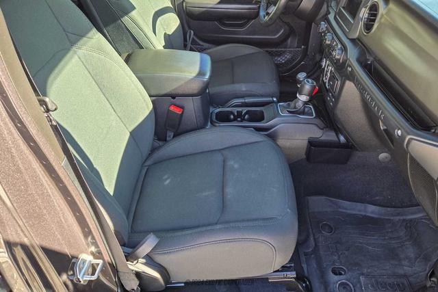 Photo of 2019 Granite Crystal Jeep Wrangler Unlimited