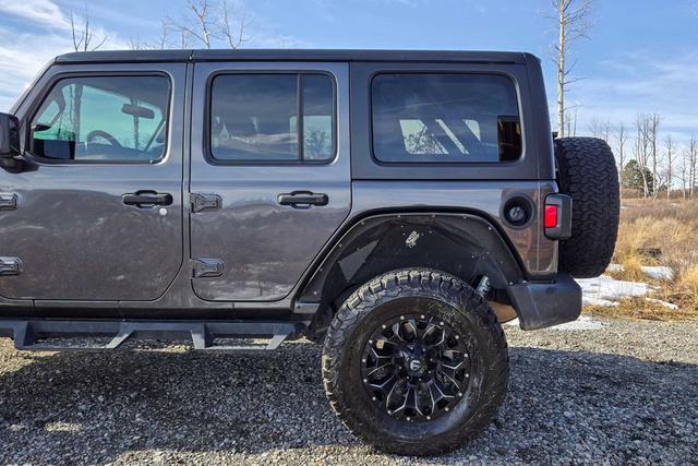 Photo of 2019 Granite Crystal Jeep Wrangler Unlimited
