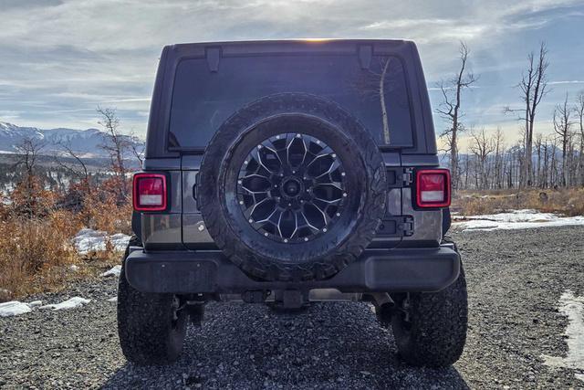 Photo of 2019 Granite Crystal Jeep Wrangler Unlimited