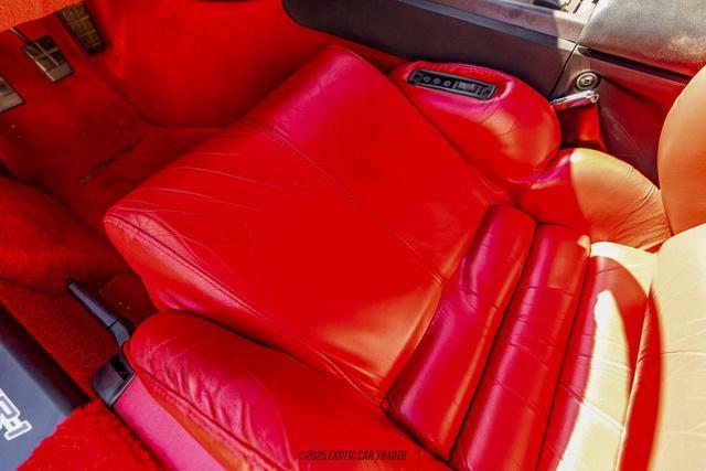 Photo of 1991 White Chevrolet Corvette