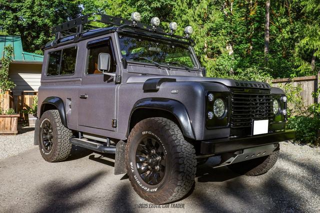 Photo of 1991 Satin Gray Land Rover Defender