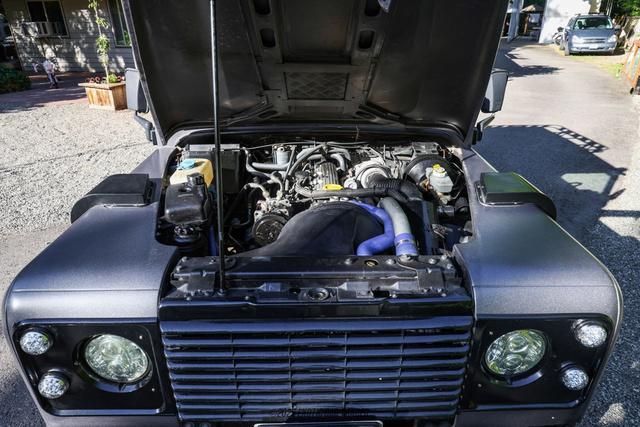 Photo of 1991 Satin Gray Land Rover Defender
