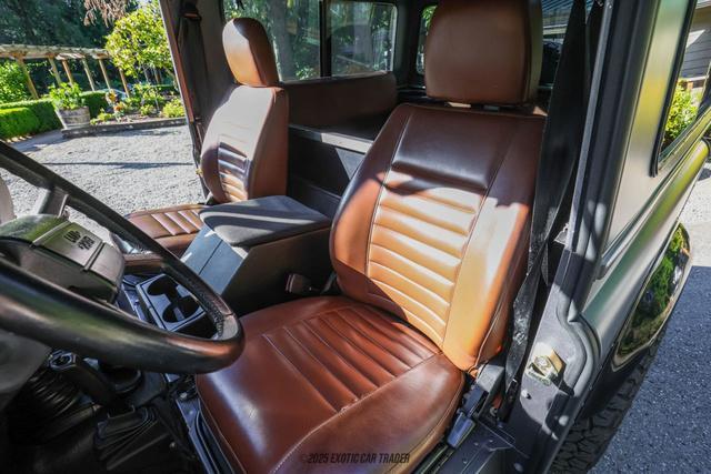 Photo of 1991 Satin Gray Land Rover Defender