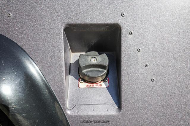 Photo of 1991 Satin Gray Land Rover Defender