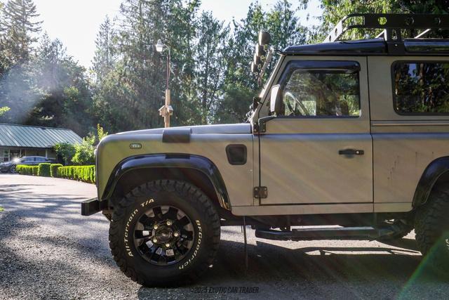 Photo of 1991 Satin Gray Land Rover Defender
