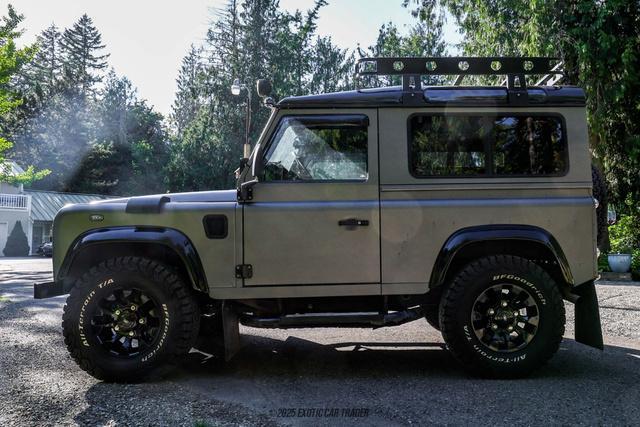 Photo of 1991 Satin Gray Land Rover Defender