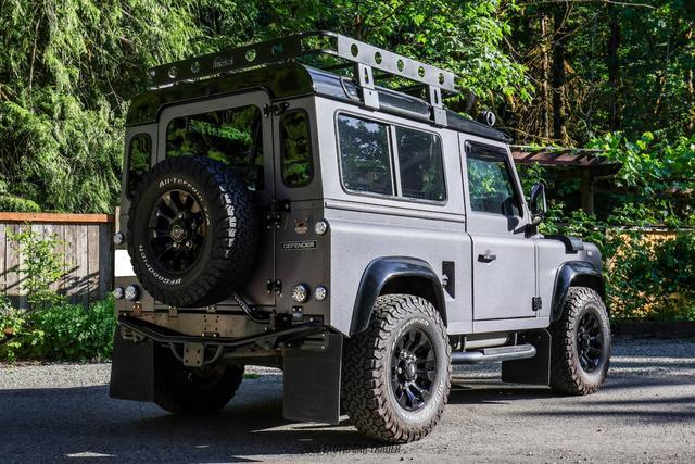 Photo of 1991 Satin Gray Land Rover Defender