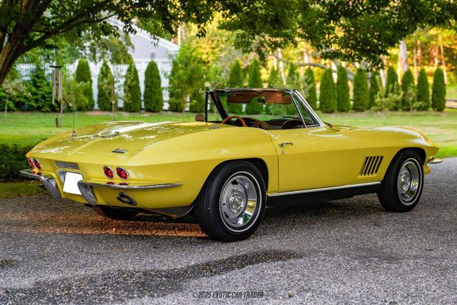 Photo of 1967 Sunfire Yellow Chevrolet Corvette