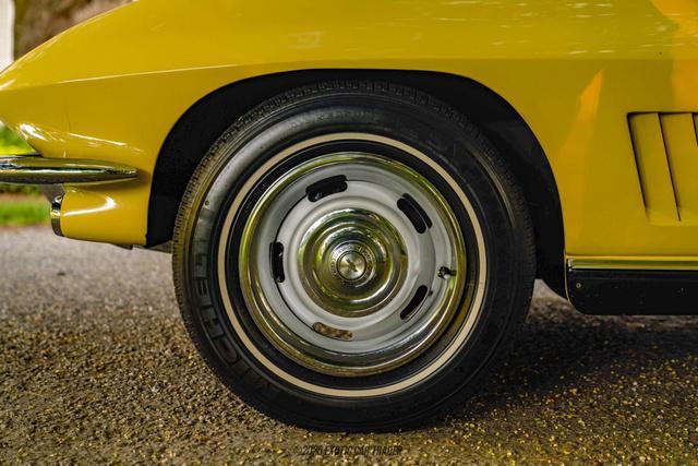 Photo of 1967 Sunfire Yellow Chevrolet Corvette