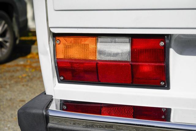 Photo of 1981 White Volkswagen Vanagon