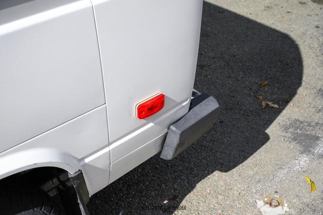 Photo of 1981 White Volkswagen Vanagon