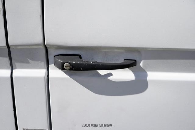 Photo of 1981 White Volkswagen Vanagon