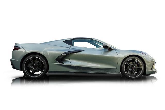 Photo of 2022 Hypersonic Gray Metallic Chevrolet Corvette