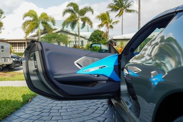 Photo of 2022 Hypersonic Gray Metallic Chevrolet Corvette