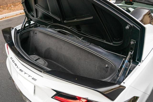 Photo of 2022 Arctic White Chevrolet Corvette