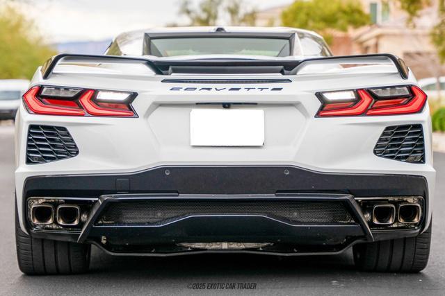 Photo of 2022 Arctic White Chevrolet Corvette