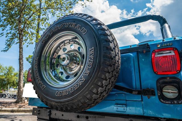 Photo of 1978 Blue Jeep CJ-7