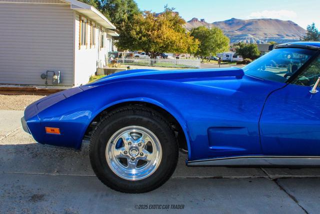 Photo of 1977 Blue Chevrolet Corvette