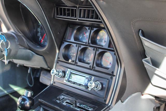 Photo of 1977 Blue Chevrolet Corvette