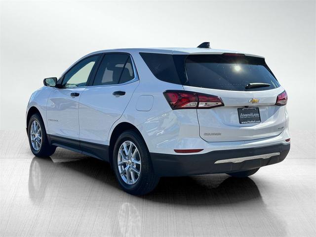 Photo of 2023 Summit White Chevrolet Equinox